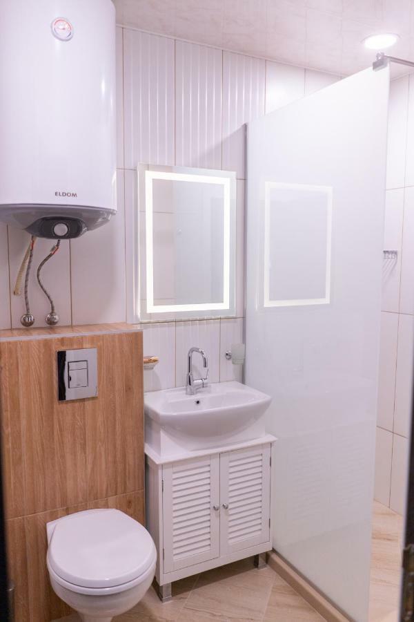 La Familia Apartments Варна Экстерьер фото